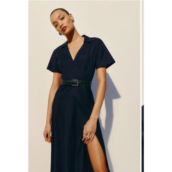 NWT Reformation ISADORA navy blue midi length short sleeve full wrap Size 10 - Picture 1 of 15